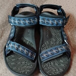 Teva Blue Adventure Sandals Ergonomic Design